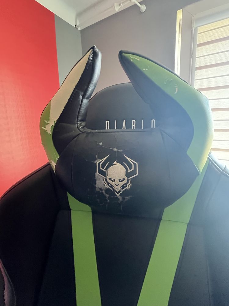 Diablo fotel stan sredni