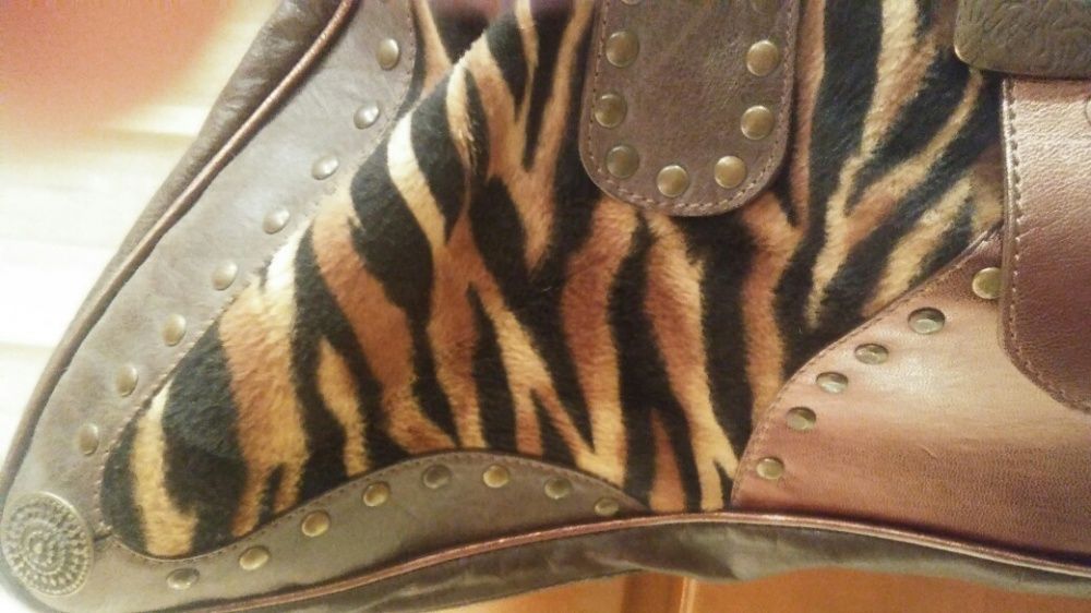 Torebka skórzana Laura Biagini Jeans vintage boho elementy skóry pante