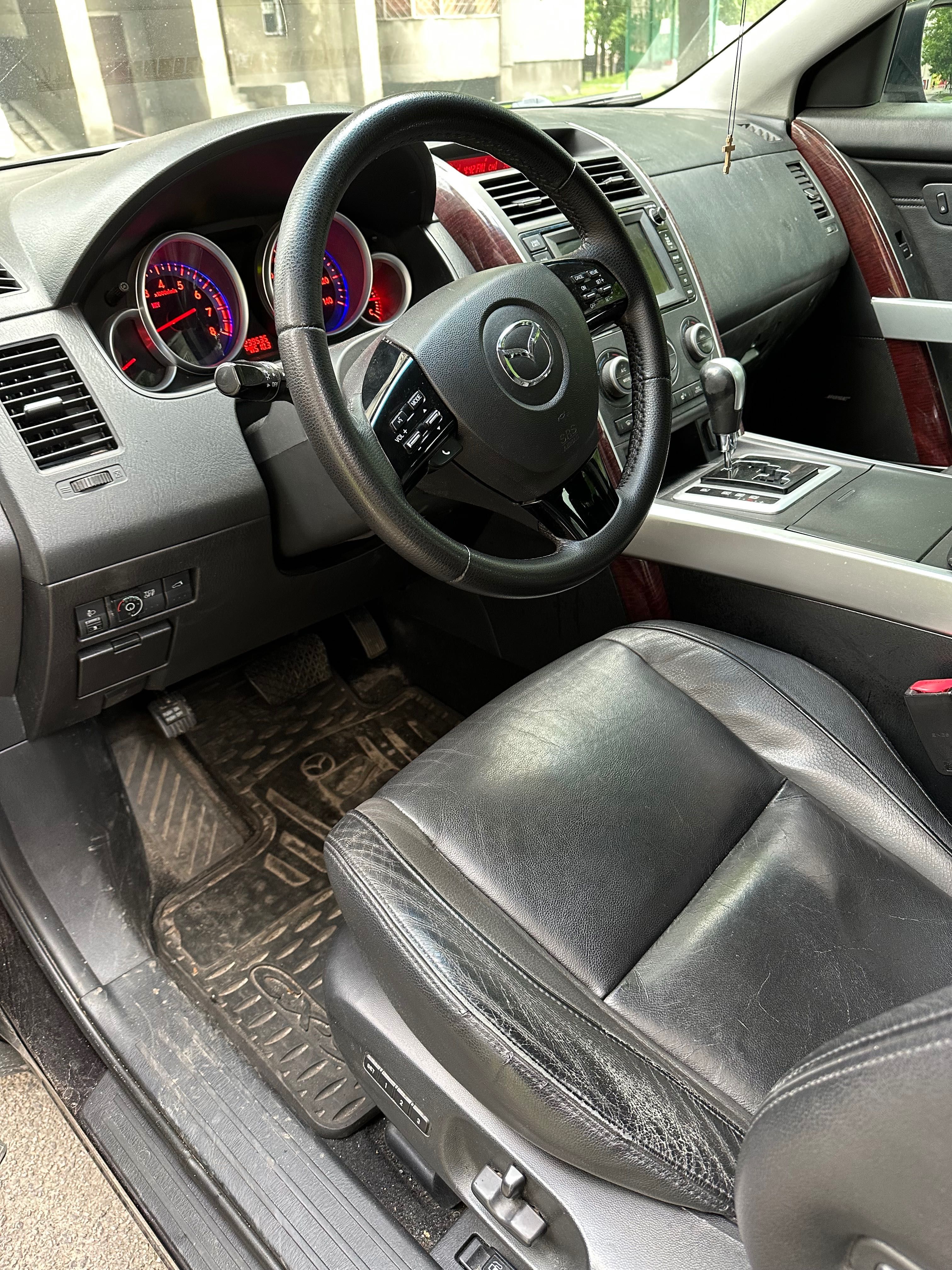 Продам Mazda CX9