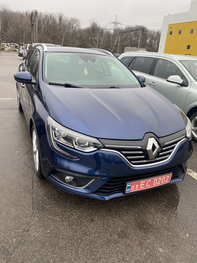 Продам Renault megane lV 2018-2017 г ТОРГ ЕСТЬ!