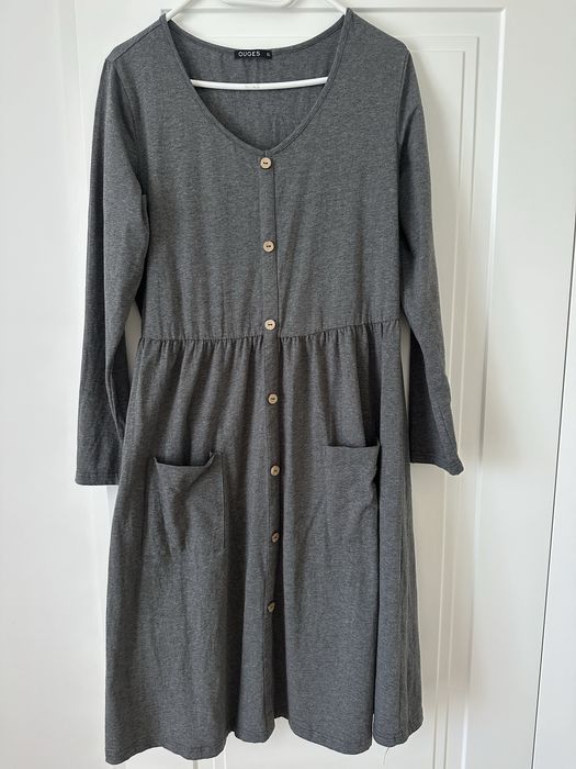 Красива сукня темно сірого кольору