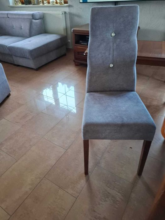 Komplet mebli do salonu i jadalni