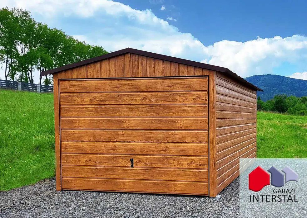 Garaż blaszany 3x5 drewnopodobny orzech szeroki panel na bramie