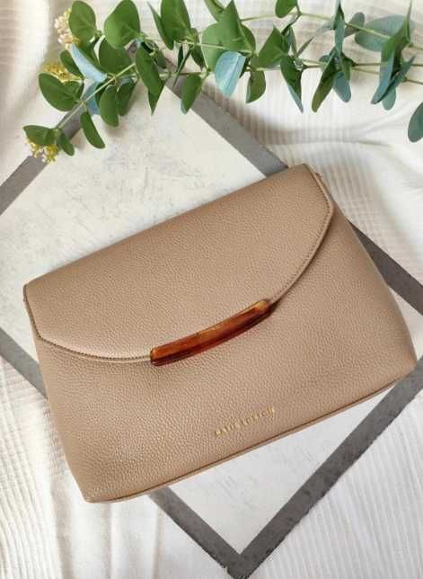 Torebka Katie Loxton beżowa elegancka – jak nowa