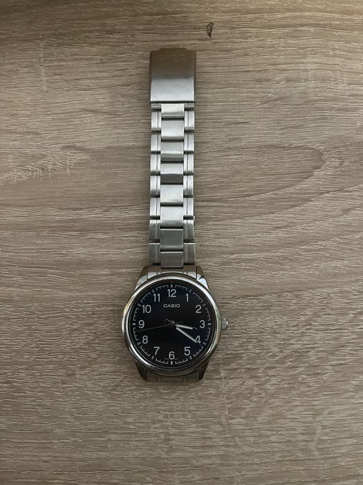 Чоловічий аналоговий годинник Casio MTP-V005D-2B4