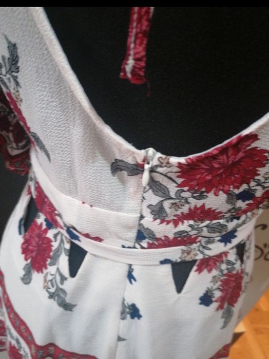 Prześliczny kombinezon letni