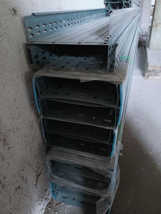 Koryta Baks Korytko KCJ/KCOJ200H60/3, grubość blachy 1,0 mm E90