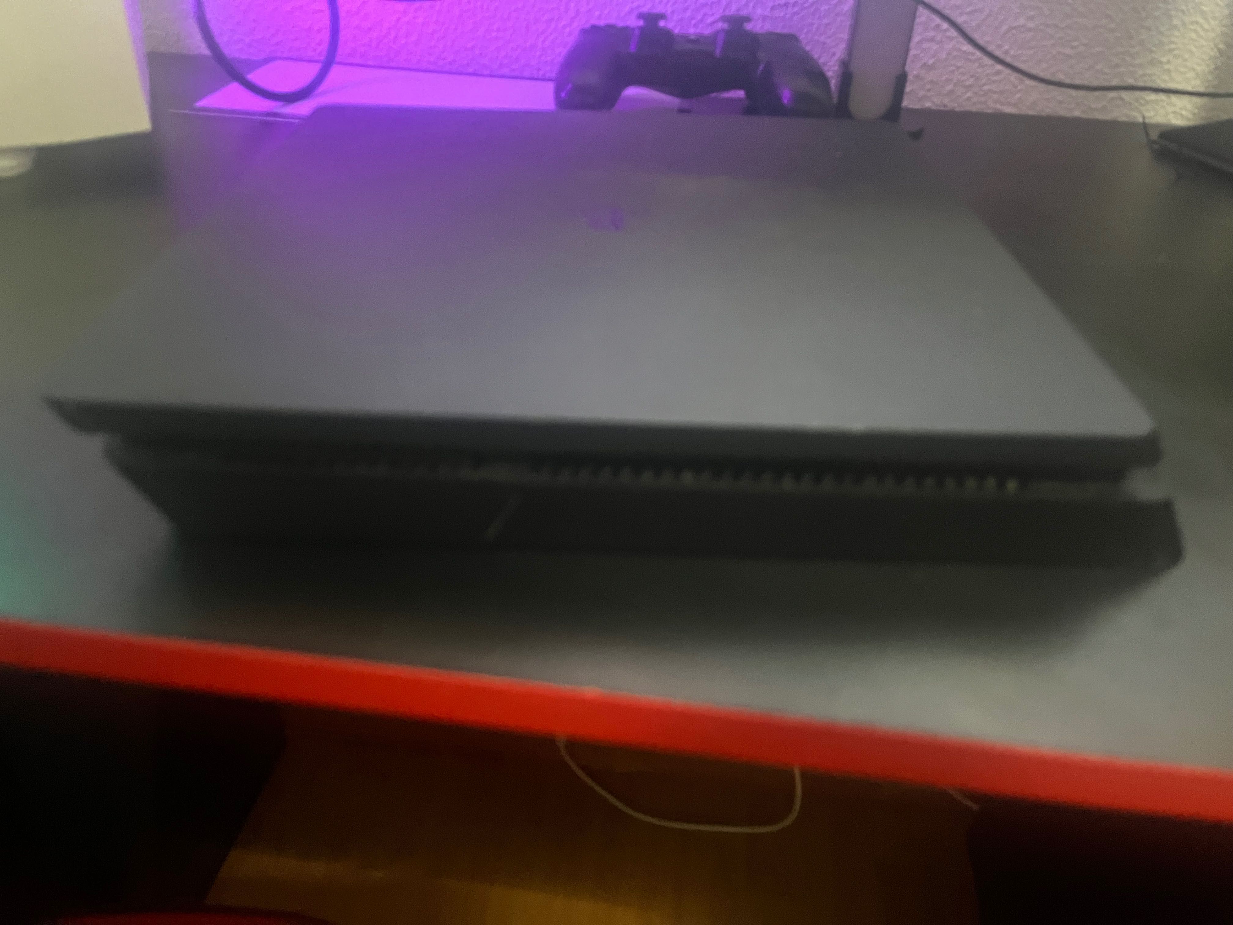 Ps4 em ótimo estado