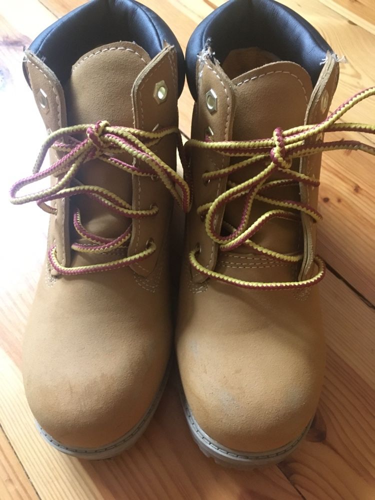 Buty trapery na zimę, ciepłe, rozmiar 35