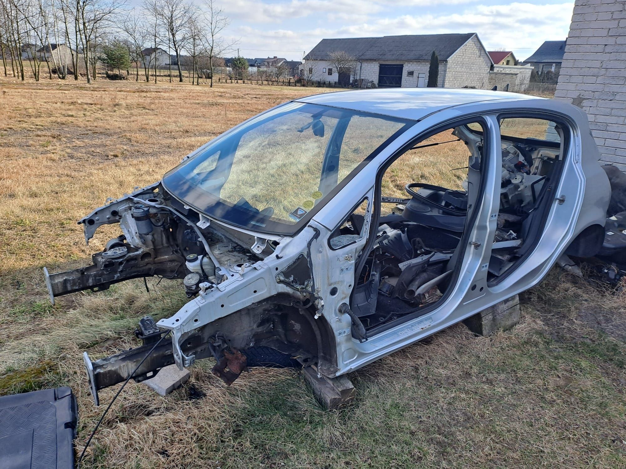 Błotnik Ćwiartka tylna lewa Opel Corsa D 5d