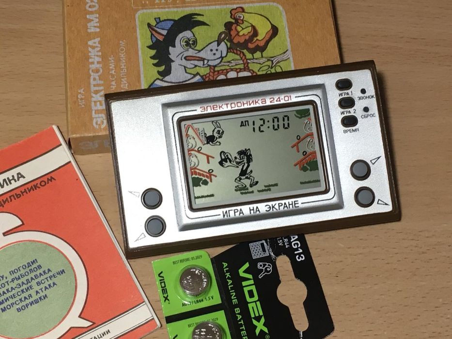 Новая игра электроника волк ловит яйца ну погоди