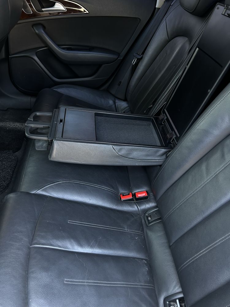 Audi a6c7 2014 3.0TDI quattro (торг біля капоту)