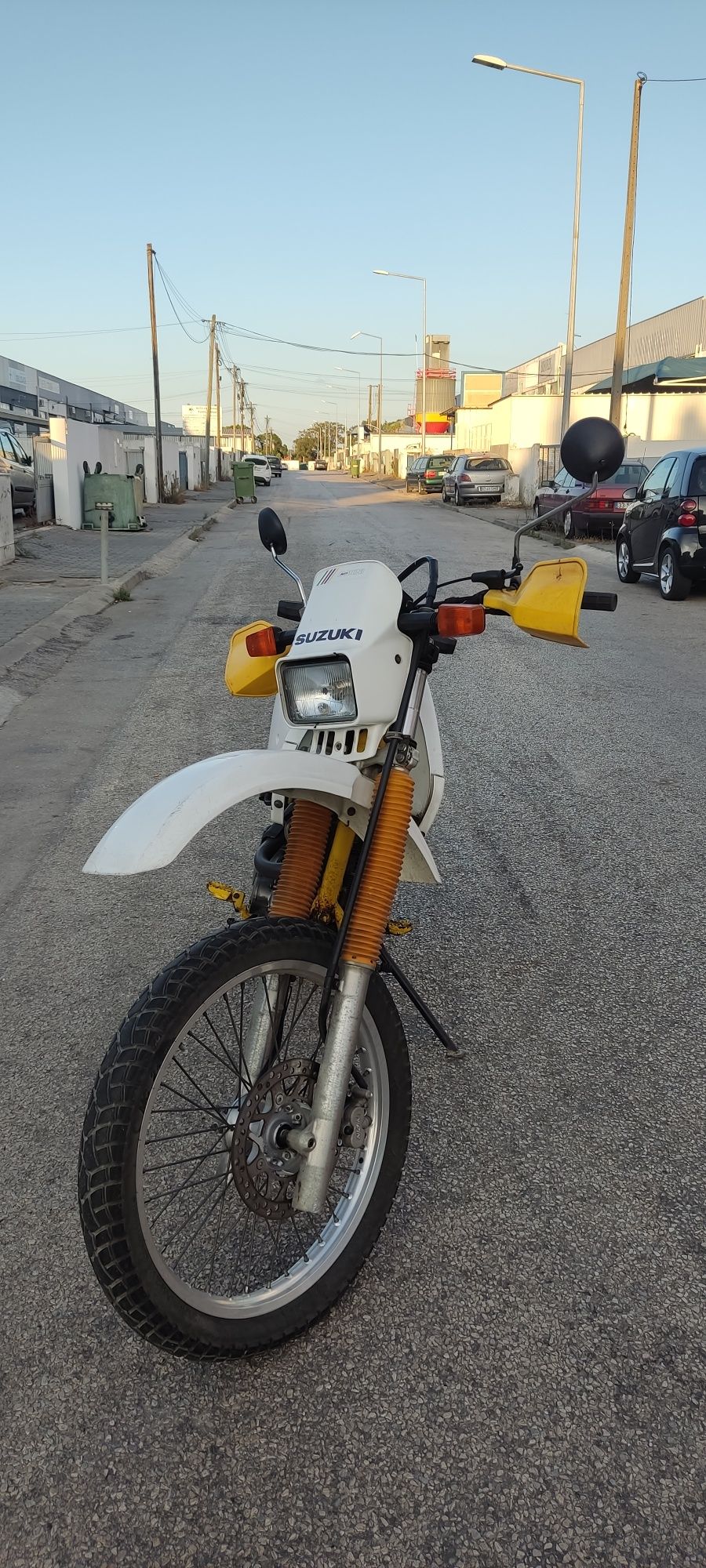 Suzuki DR 350 toda original