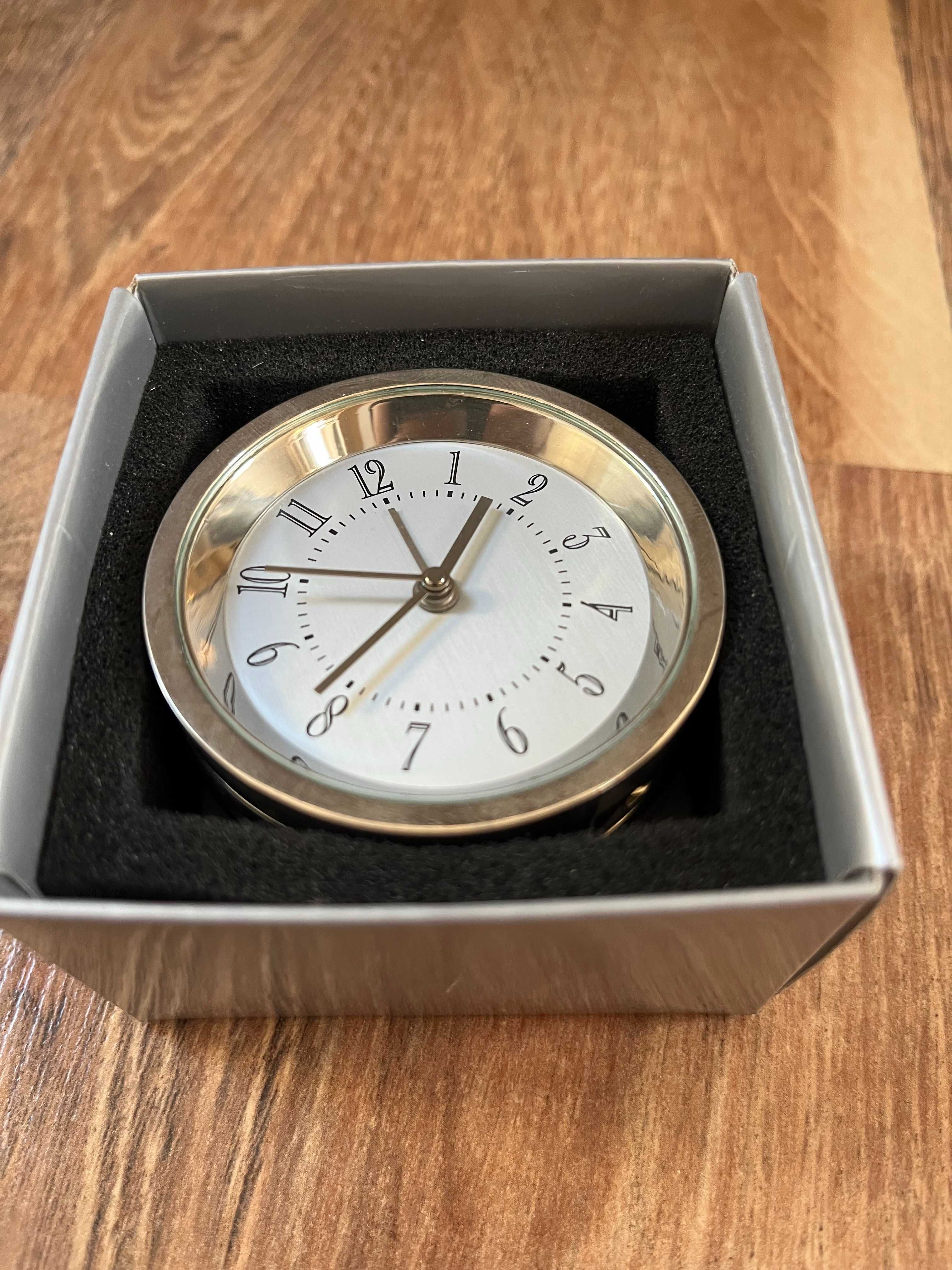 Zegarek alarmowy "Stapel" Foldable Metal Alarm Clock