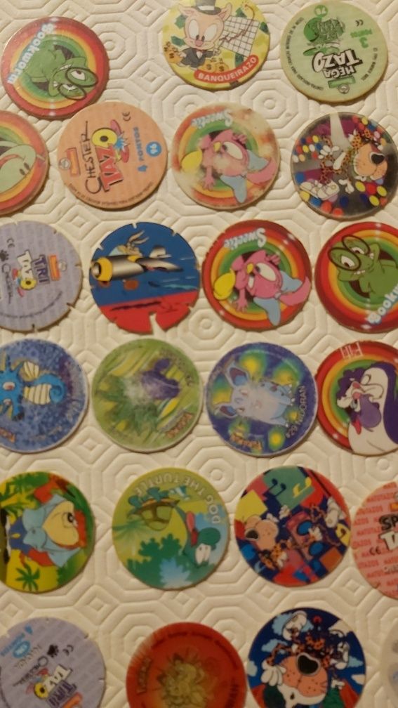 Tazos 55 peças.  Cartas 30 peças