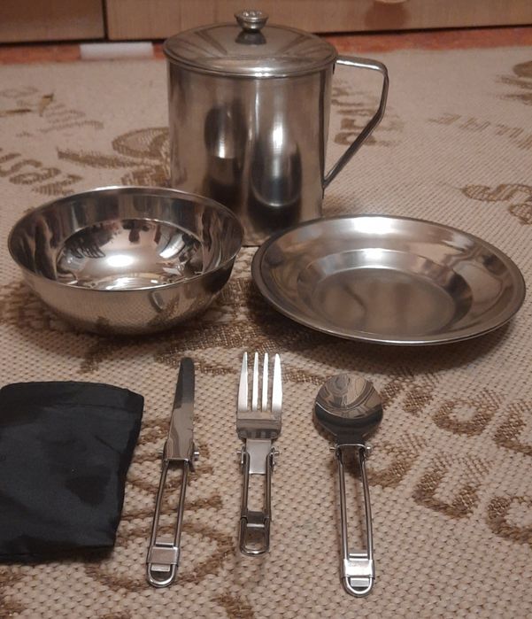 Набор посуды для похода нержавейка для всех.  Набір посуду похідний