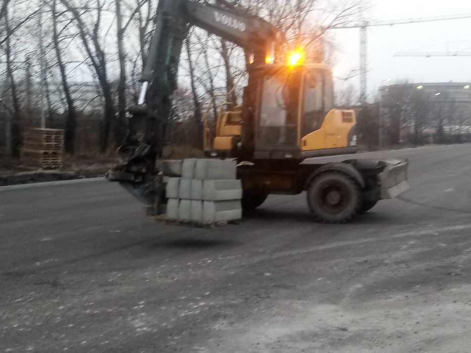 Usługi koparką kołową Prace ziemne ,wykopy itp. Atrakcyjna Cena.