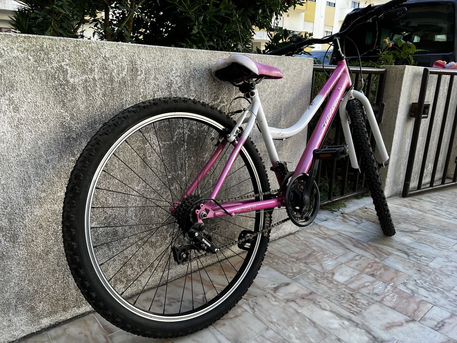 Bicicleta JL-Wenti Rosa 26” – em excelente estado