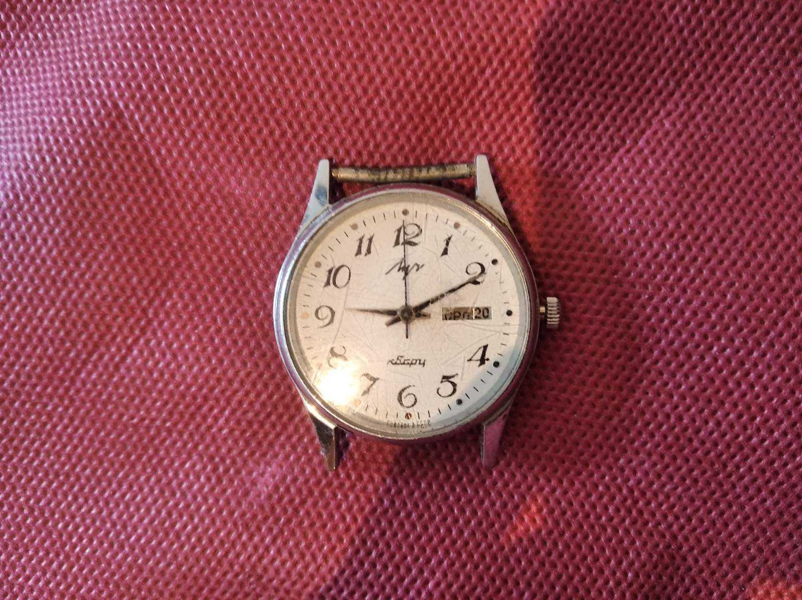 Часы Луч Кварц времён СССР