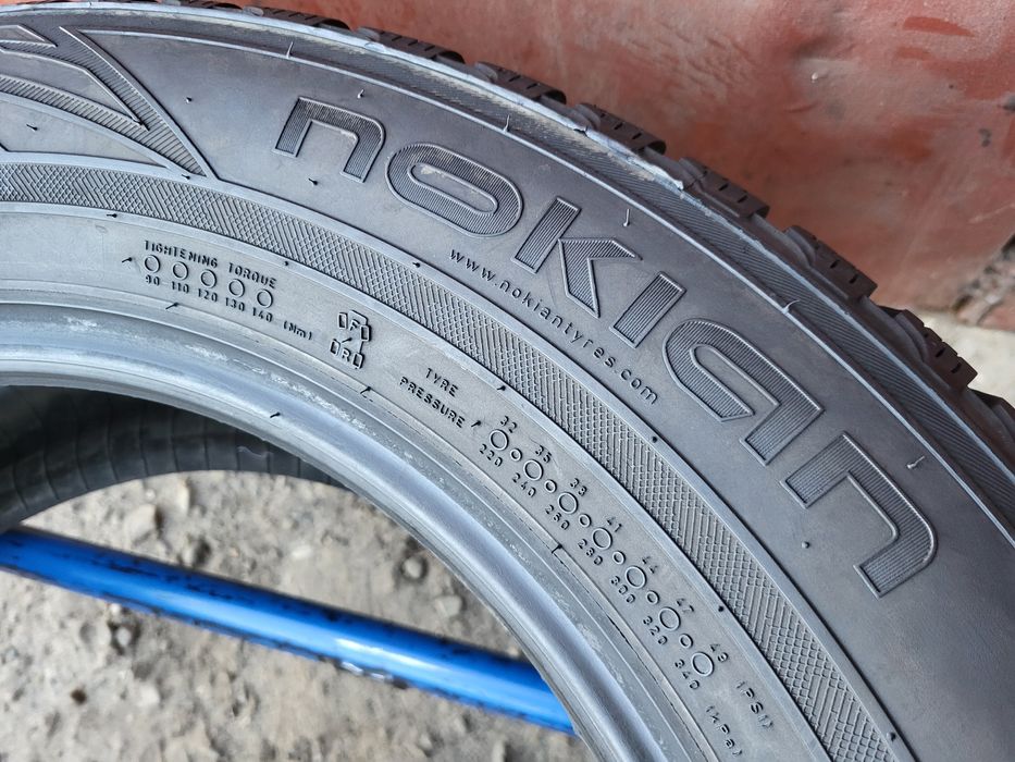 225/60/17 R17 Nokian WR SUV 3 4шт ціна за 1шт шини