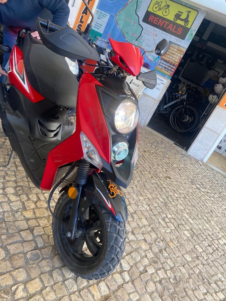 Sum symphony 50 Cc otimo estado