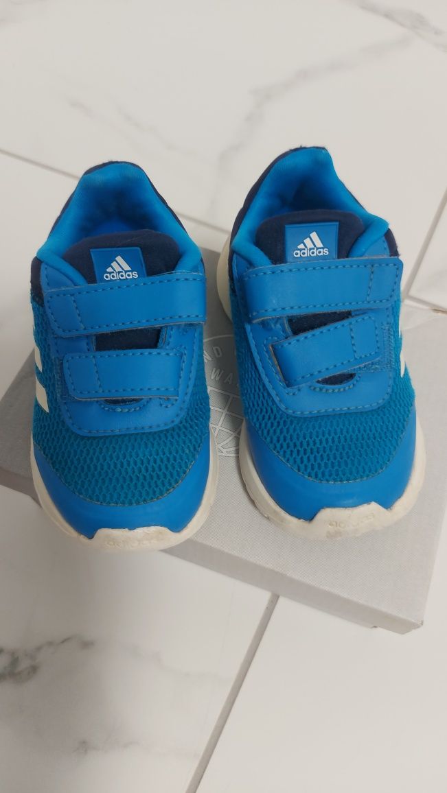 Кросівки дитячі Adidas. Розмір 21. Оригінал.