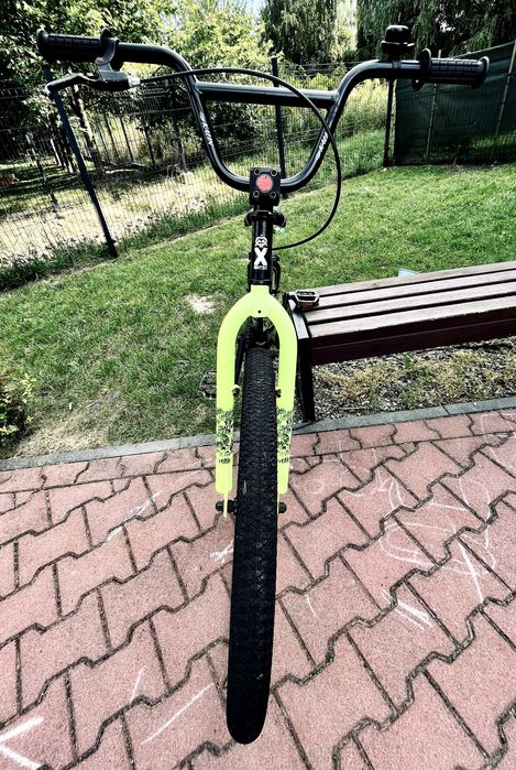 X-rated Mesh BMX 26 cala wheelie pumptrack  (SE NS Dartmoor)