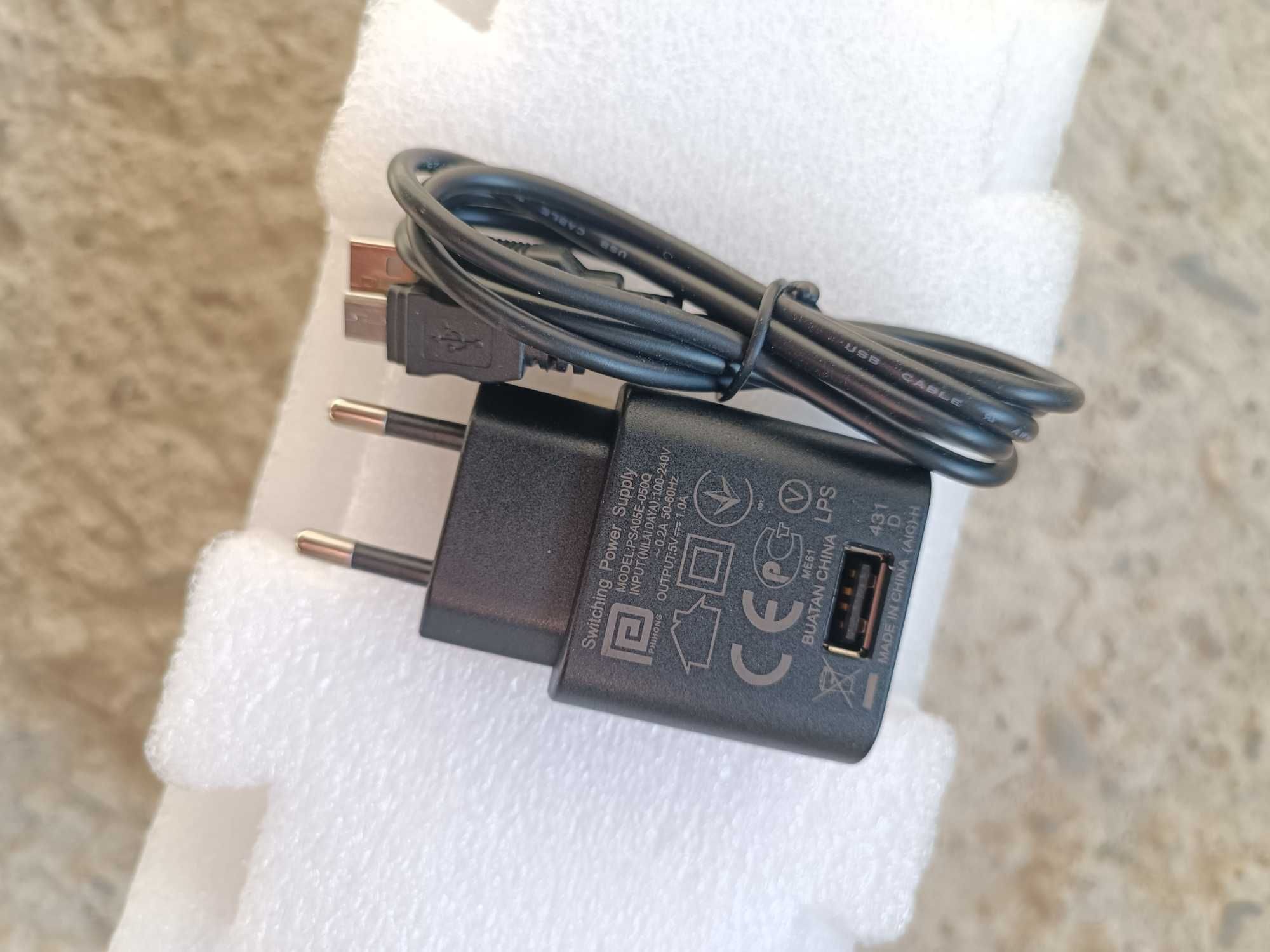 Блок зарядки для телефонів та кабель Usb