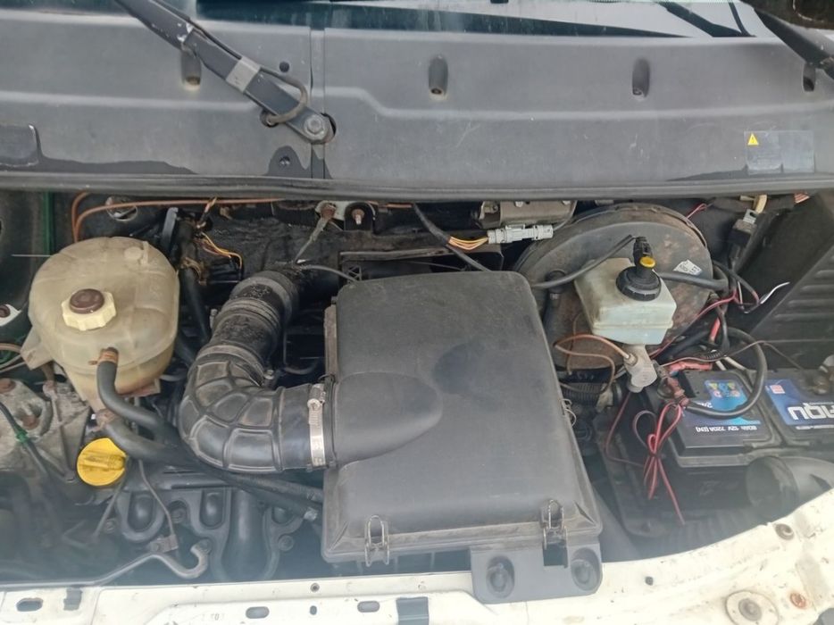 Renault master autolaweta 2.5dci 2003rok