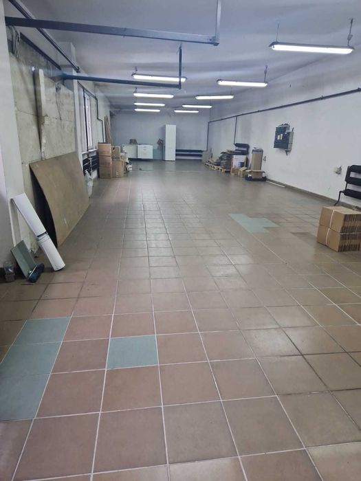 Wynajmę suchy i ogrzewany magazyn
