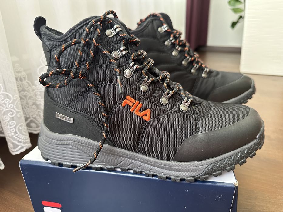 Зимові черевики Fila,дуже теплі, унісекс розмір ,42,44
