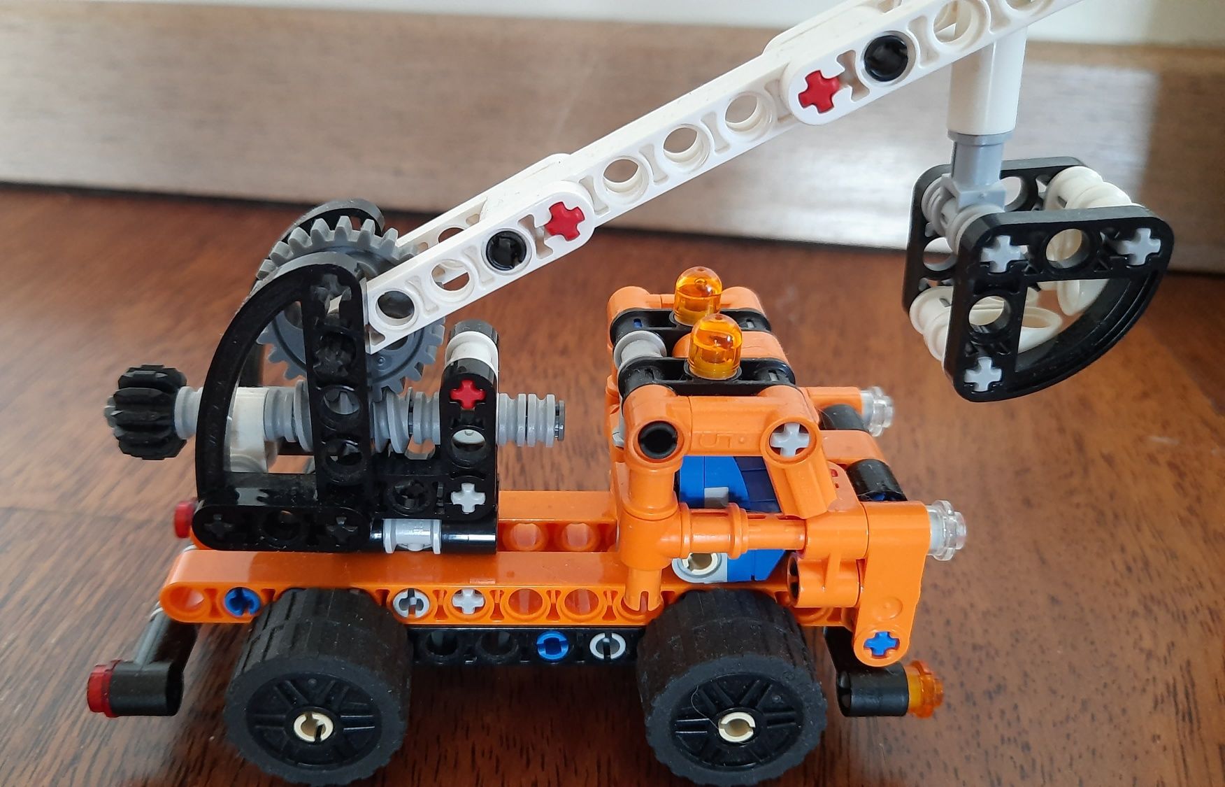 Lego Technic 2 w 1 42088