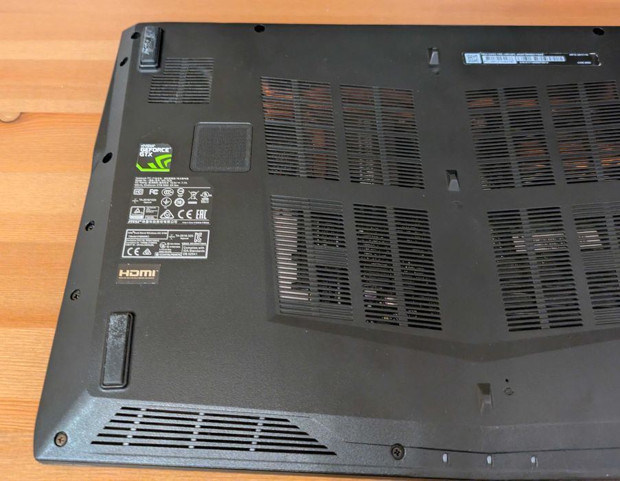 Laptop gamingowy MSI GV62 i5 GTX1050Ti