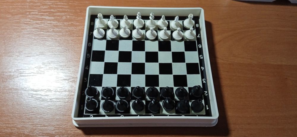 Шахматы игральные