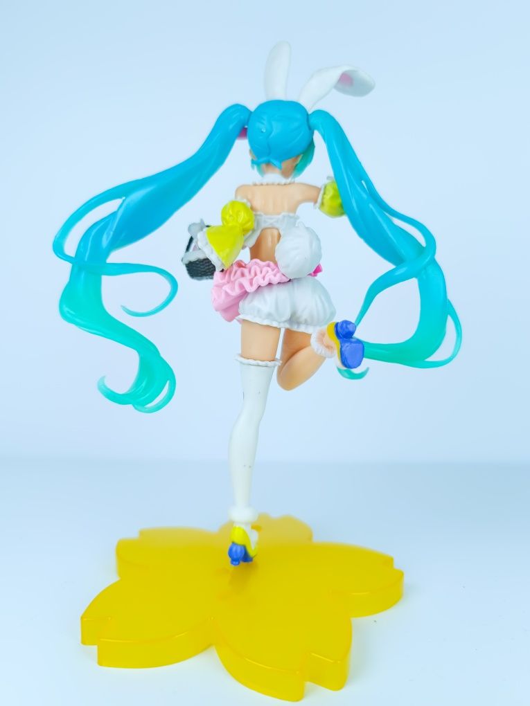 Hatsune Miku Easter Bunny, Хацуне Міку Великодній зайчик 22 см