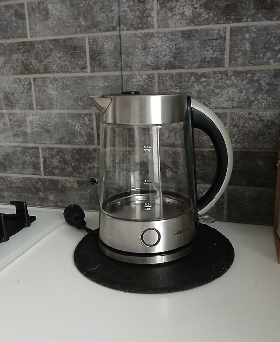 Електрочайник. Германія, 1,7 л.