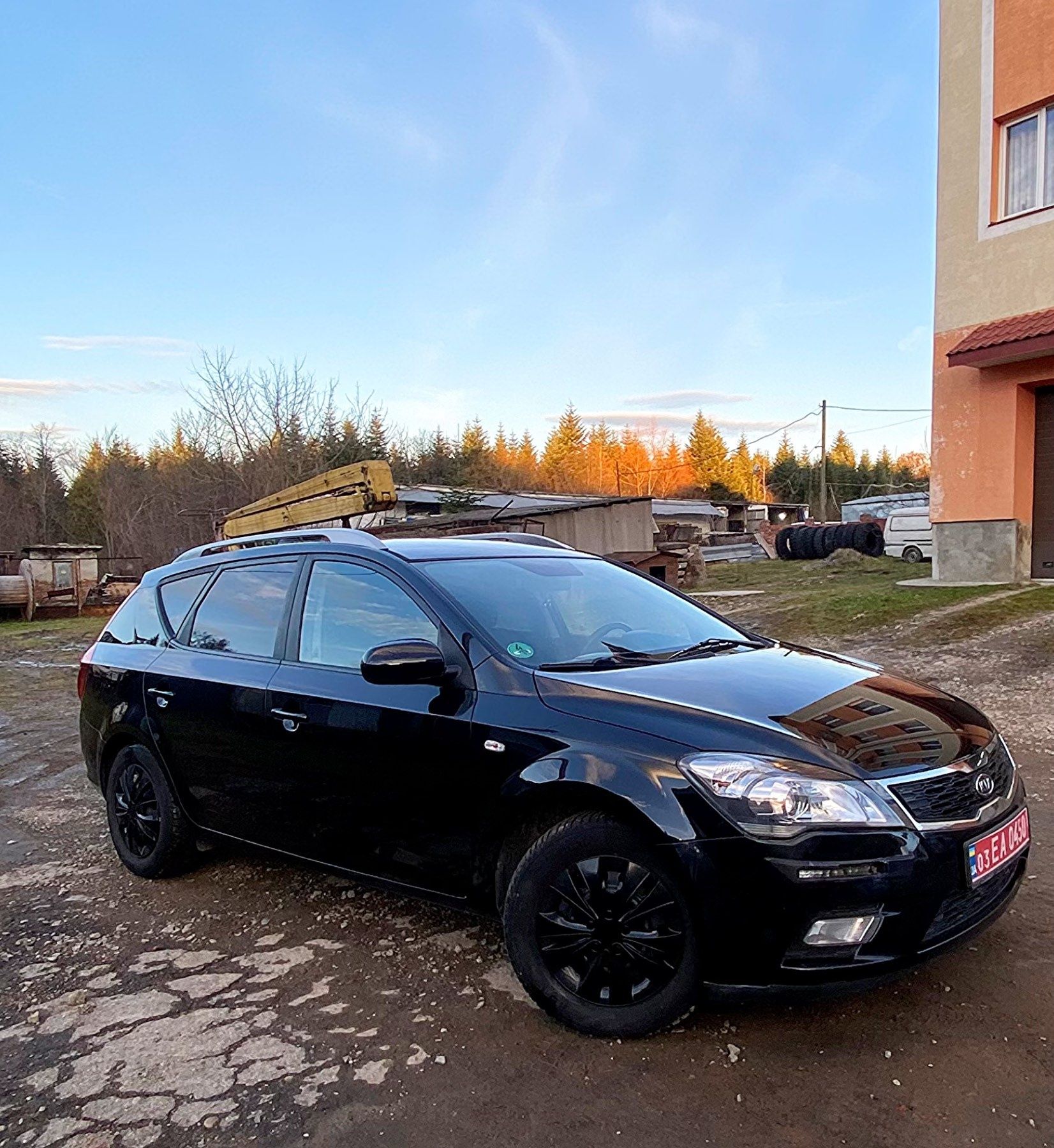 Продам автомобіль KIA Ceed