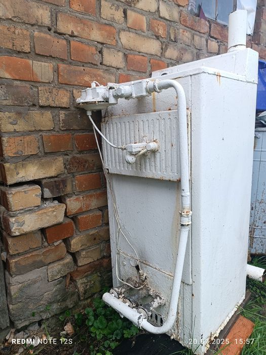 Котел КЧМ під газ, можна використовувати дрова,брикет.