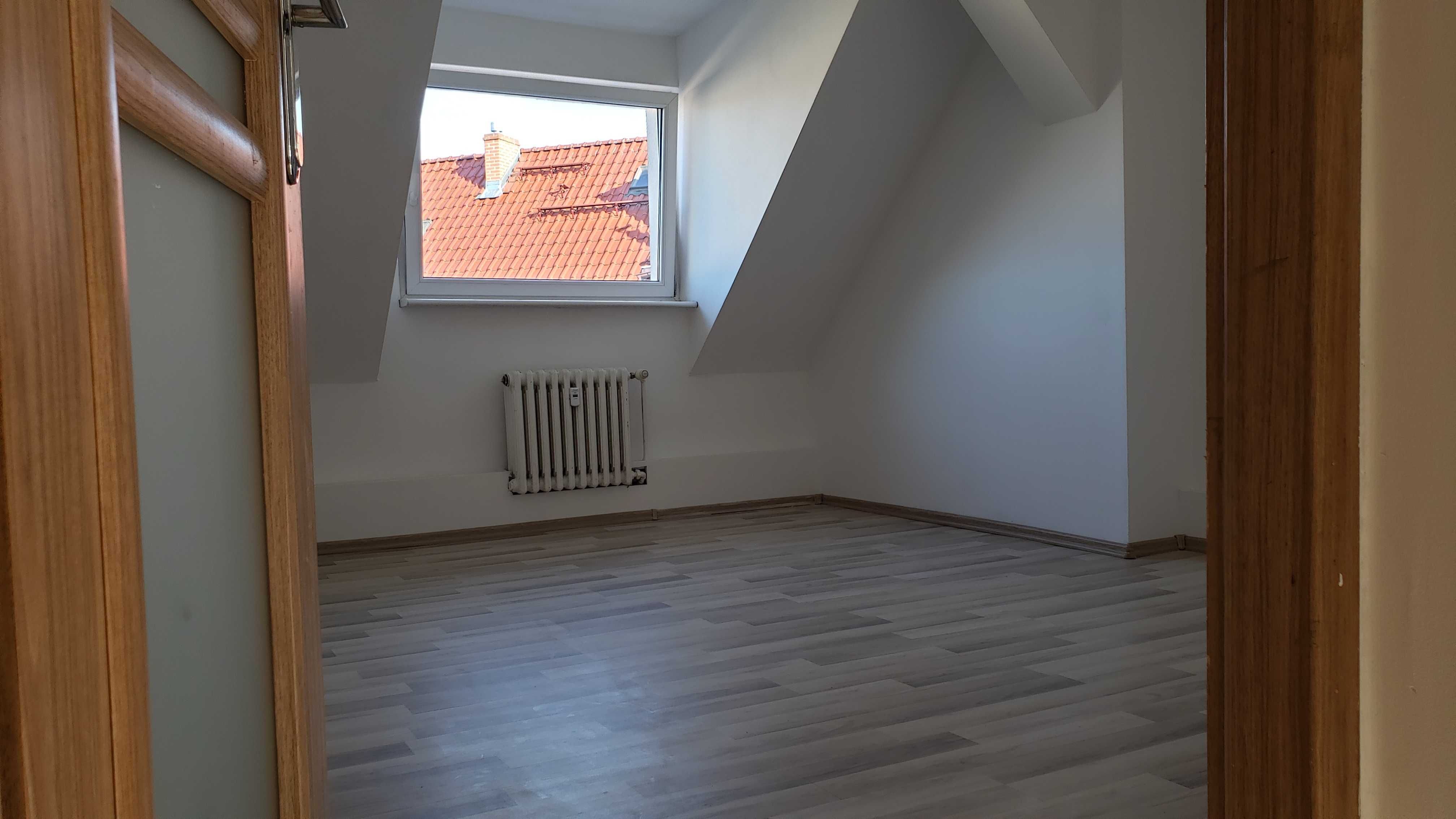 Szczecin mieszkanie 81 m2 3 pokoje + 50 m2 drugi poziom do adaptacji