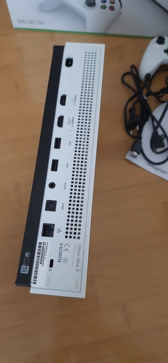 Xbox one s 2джоя