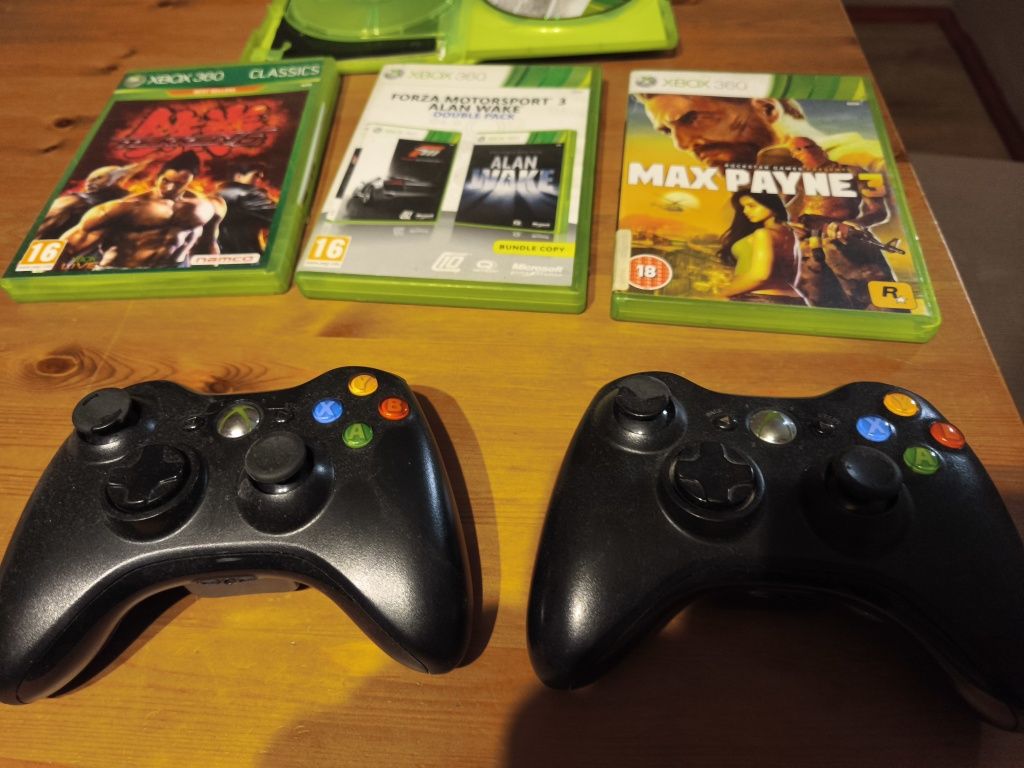 Xbox 360 s dwa pady + gry