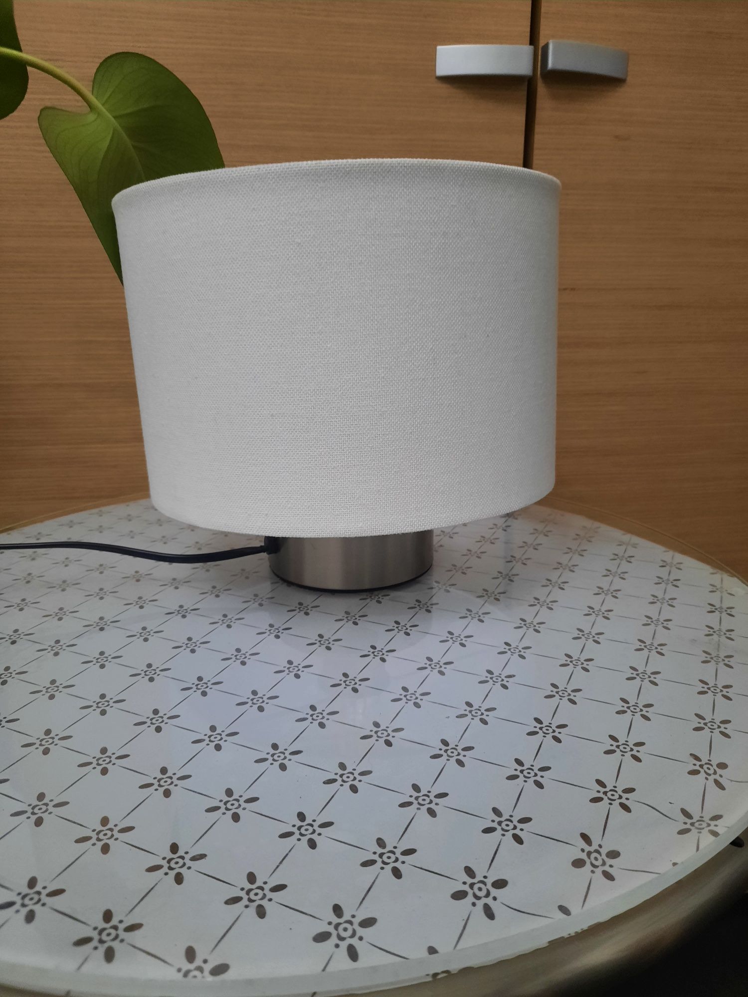 Lampka stołowa na dotyk