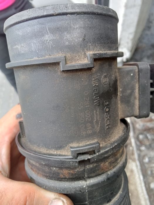 Przepływomierz opel Vectra c signum astra Zafira 1.9 cdti 120