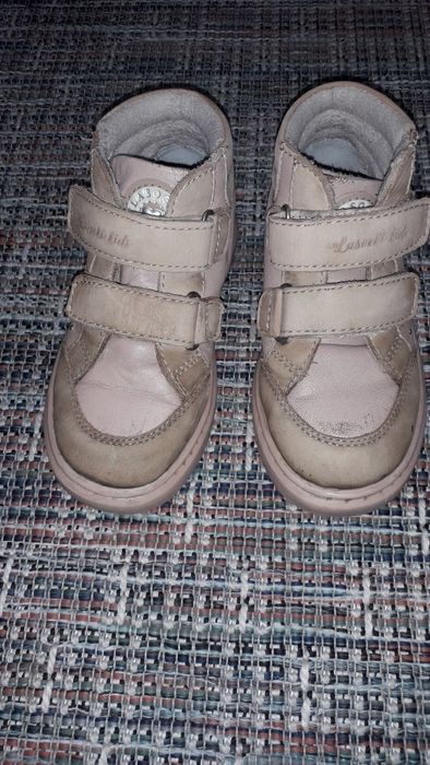 Półbuty r. 24 lasocki