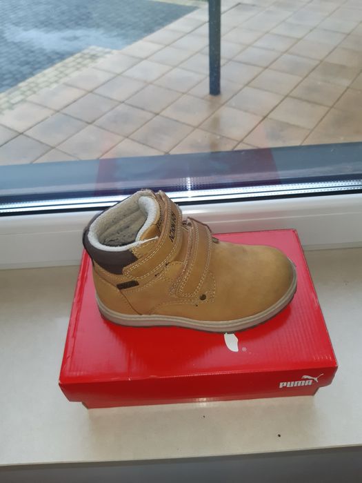 Buty jesienne roz. 28 (stan bardzo dobry)