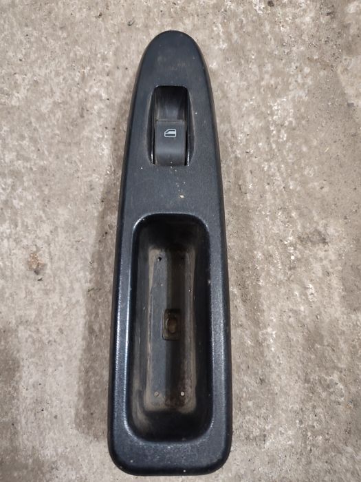 Кнопка скло підйомника з ручкою на двері Chery Amulet 2005-2010