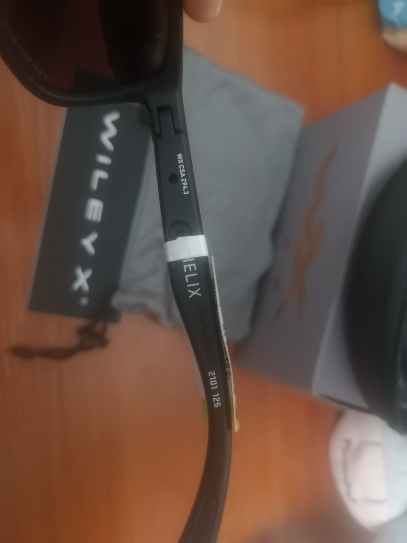 Okulary polaryzacyjne Wiley X Helix captive blue Mirror NOWE Orginalne