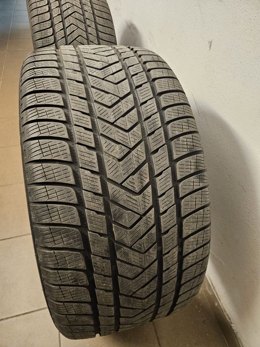 Opony zimowe Pirelli Scorpion, 305/40 r20 runflat, DOT:3021