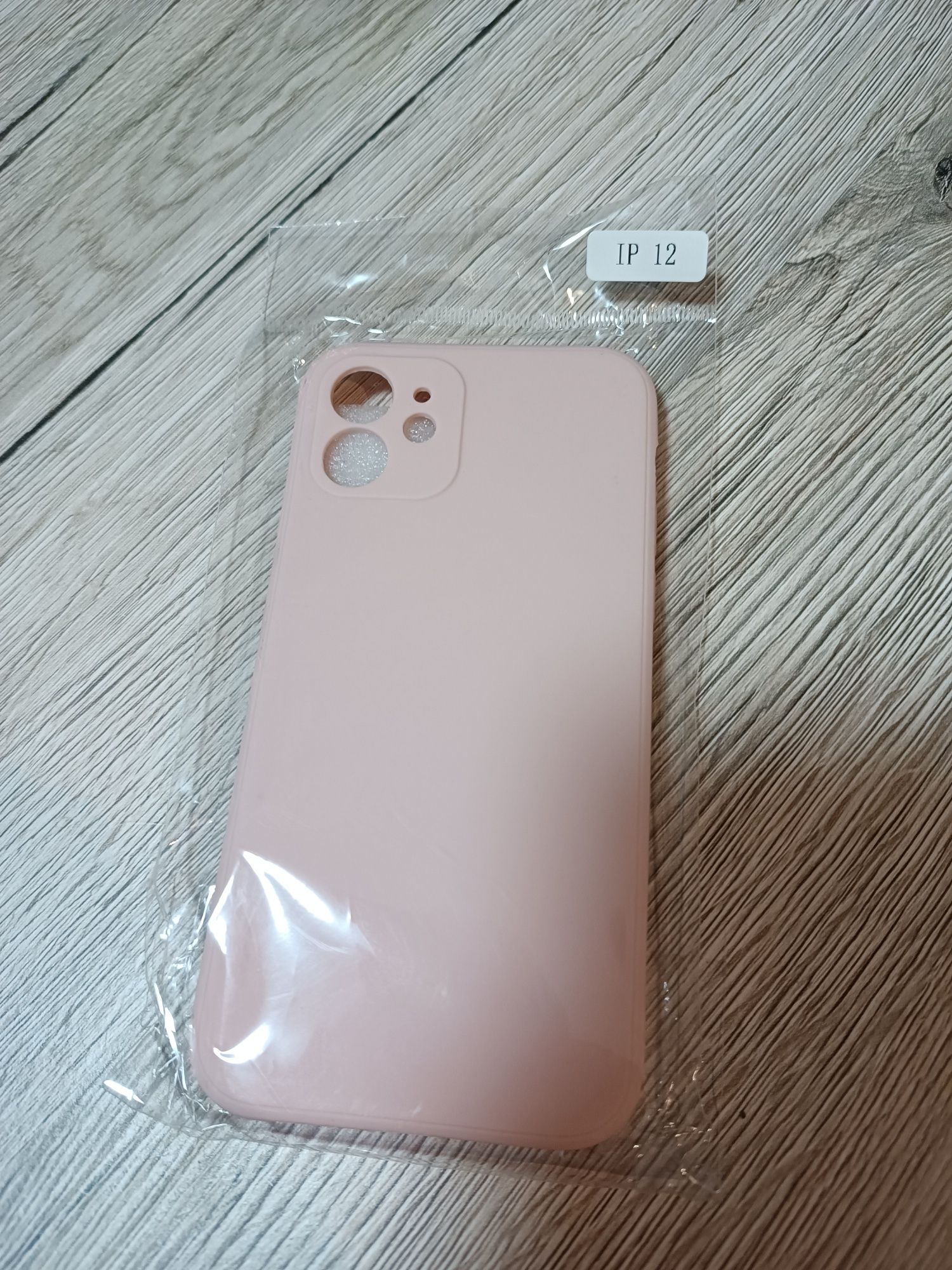 iPhone 12 etui silikonowe