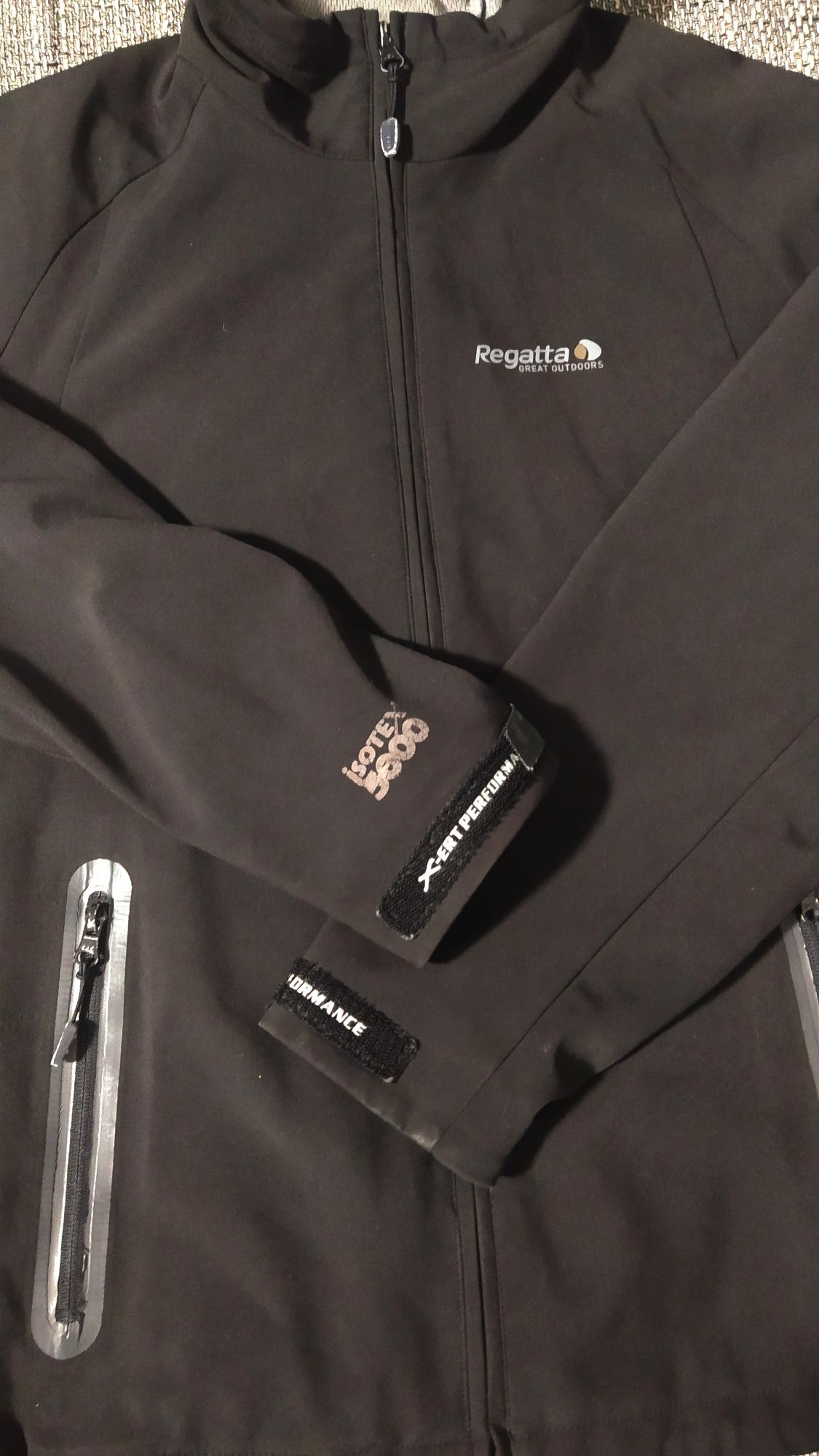 Водонепроникна куртка Regatta Softshell Isotex 5000. Розмір XL. EU 42.